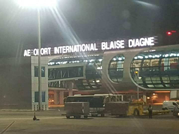 Outre l'enseigne manquant une lettre, ces autres  couacs notés à l'aéroport Blaise Diagne 