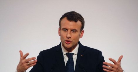 Macron ne verra pas les tas d'ordures dans Dakar Macron ne verra pas les tas d'ordures dans Dakar