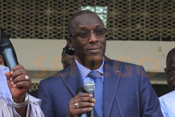 Festin de la république à Ndioum :Qui va arrêter le maire de Cheikh Oumar Hann…. le Sénégal considéré comme un gâteau par ses nouveaux types de politiciens Aperistes
