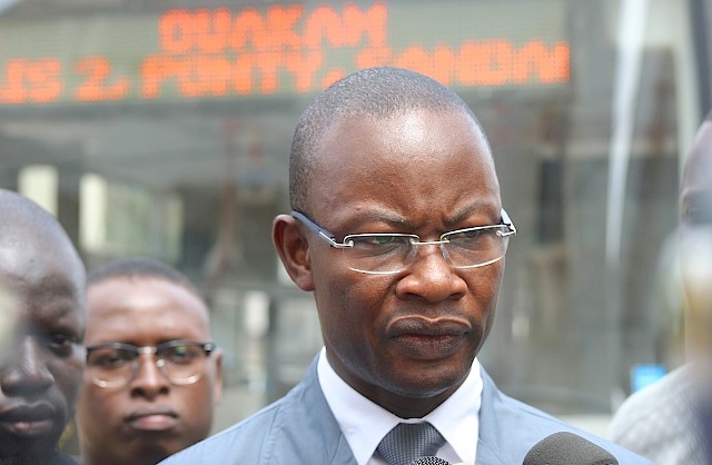 Me Moussa Diop, DG de Dakar Dem Dikk, fait partie de cette liste des mauvais élèves épinglés par l’Autorité de régulation des marchés publics (ARMP). Me Moussa Diop, DG de Dakar Dem Dikk, fait partie de cette liste des mauvais élèves épinglés par l’Autorité de régulation des marchés publics (ARMP).