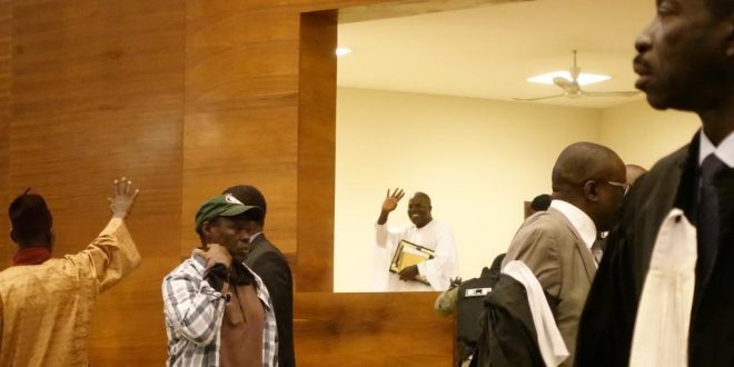 Khalifa s’éloigne de la course à la Présidentielle