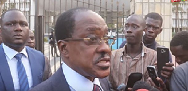 Grave révélation de Me Madické Niang: "Ce qui s’est passé avec Karim Wade montre que le système judiciaire est du côté du pouvoir" Grave révélation de Me Madické Niang: "Ce qui s’est passé avec Karim Wade montre que le système judiciaire est du côté du pouvoir"