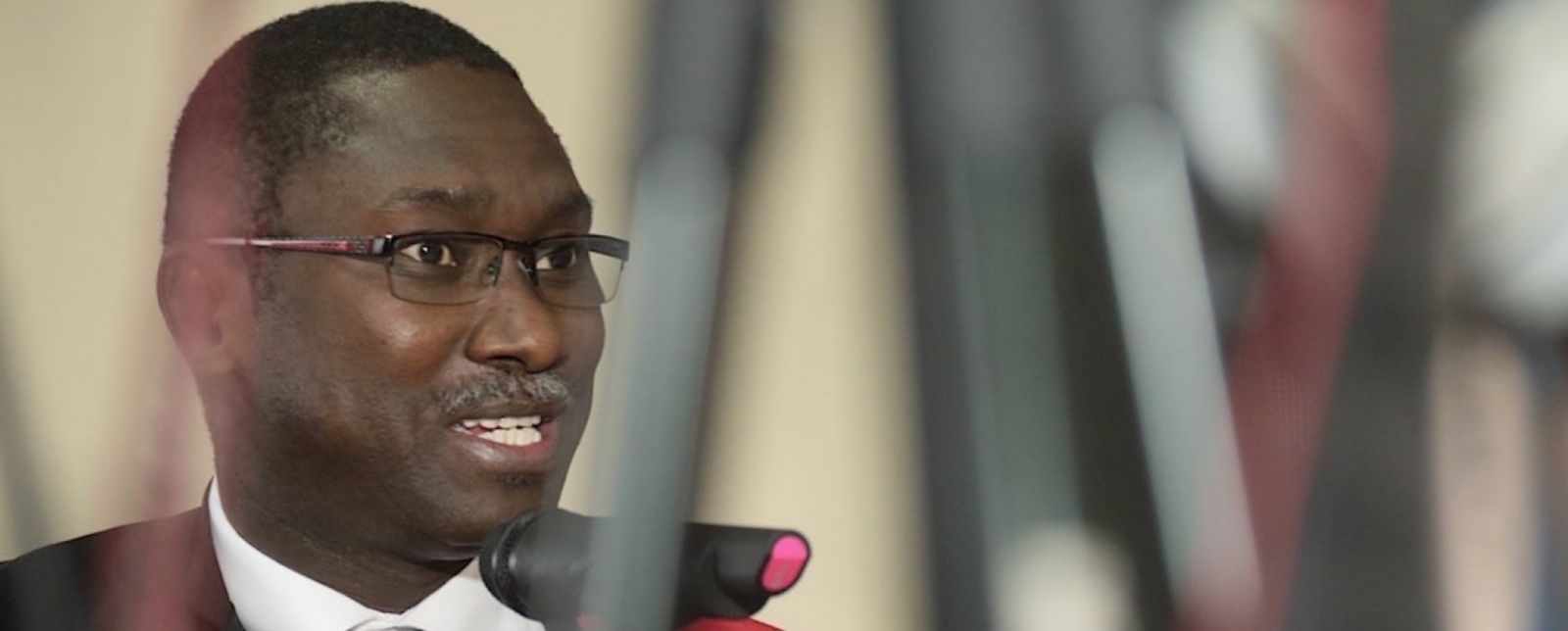 Ismaïla Madior Fall : "Le Président peut révoquer un maire en dehors et avant le…"