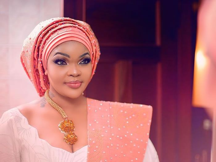 Miss Tanzanie : " J’aime quand un homme me frappe de temps en temps"