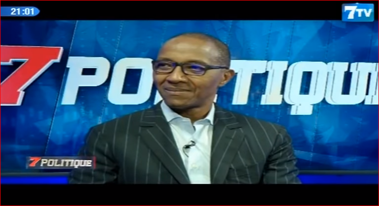 7 Politique: Abdoul Mbaye dénonce la "mauvaise gestion du pays par Macky SALL"