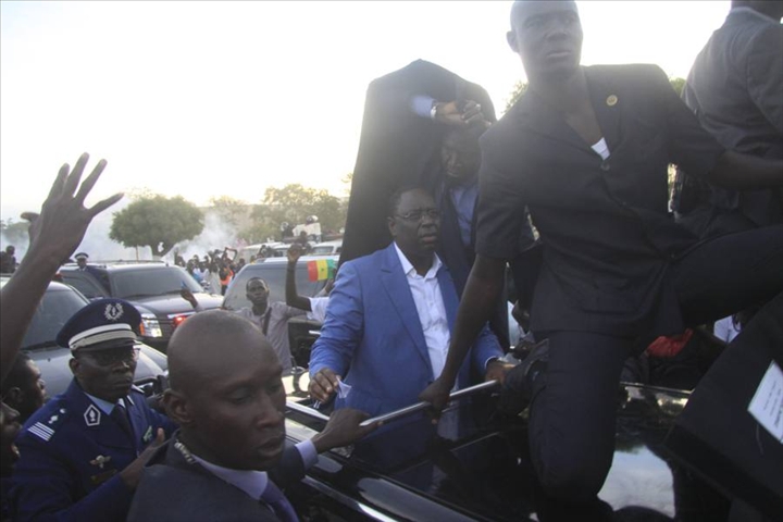 Le Pr Macky Sall à l'UCAD-  Pourquoi la sécurité a été drastiquement renforcée
