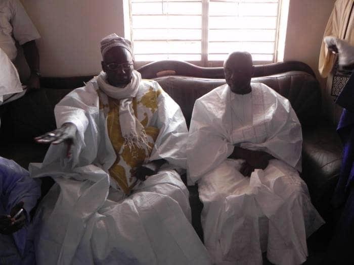 Idy chez Serigne Moussa Nawel – L'attitude dénuée de "talibé" qui choque les mourides