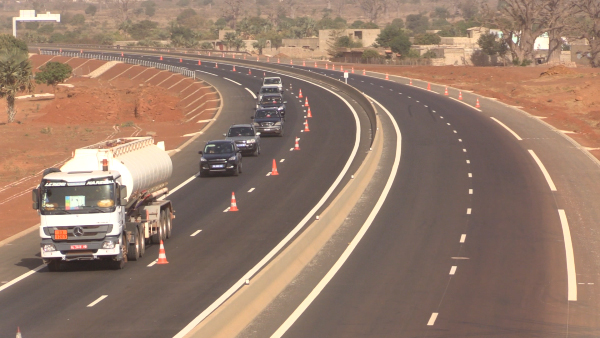 Magal 2018 : Macky Sall annonce l’ouverture temporaire de l’autoroute “ILA TOUBA”