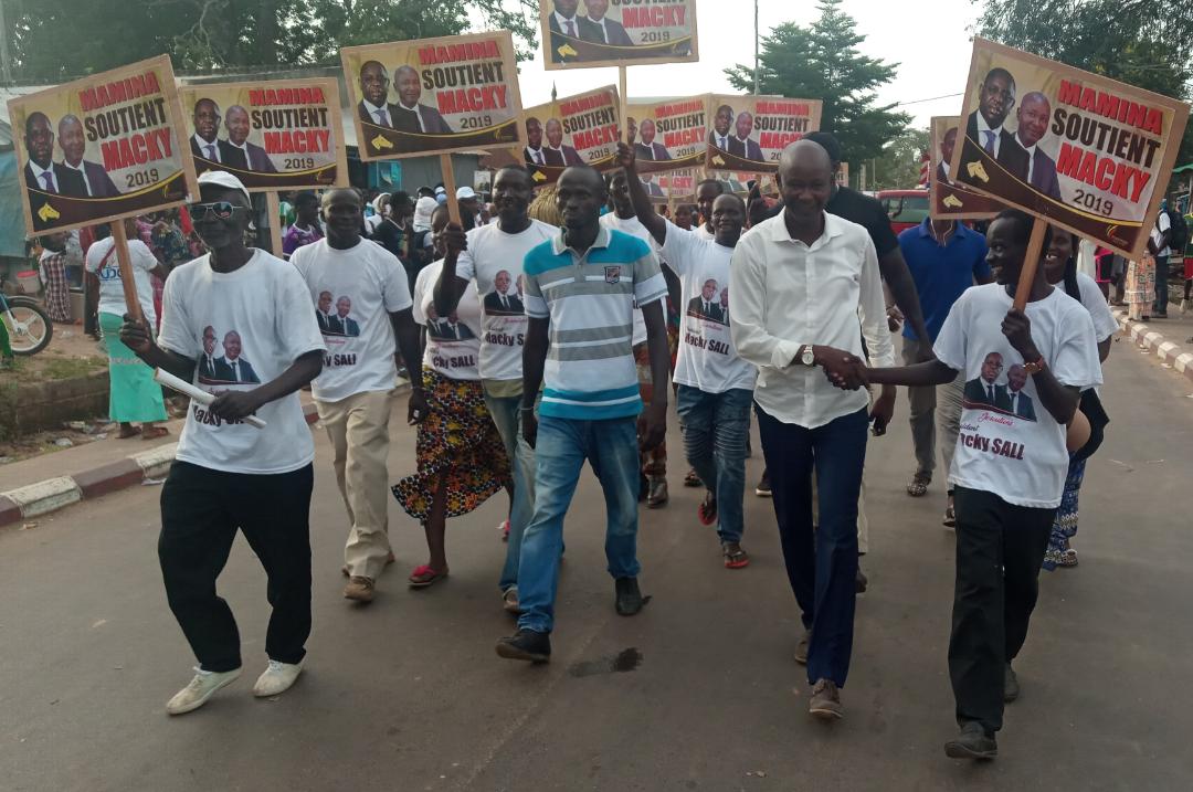 Mamina Daffé bat le record de la mobilisation à Bignona et le Président Macky SALL est satisfait du DAC de Séfa