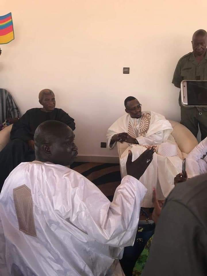 Le ministre Moustapha Diop entre recueillement et visites de courtoisie dans la ville sainte de Touba.