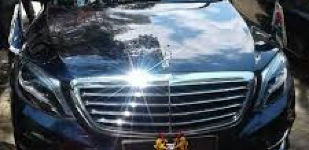 Visite à Touba: La limousine de Macky Sall tombe en panne