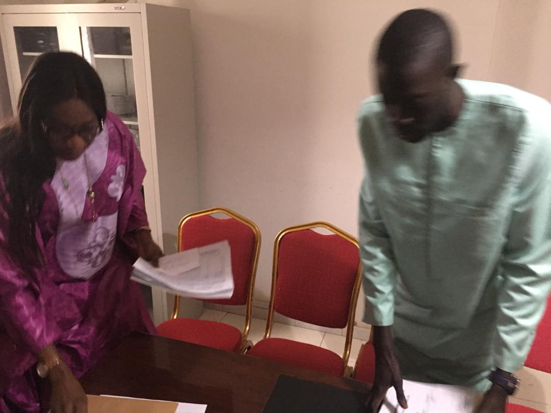 La coalition ADIANA  de thierno lo dépose un premier jet de 16.078 parrains pour Macky Sall