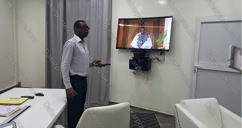 "You" innove avec son groupe de presse- A compter de lundi matin, Tfm MATIN sera en "live and direct"...Haj Bécaye Mbaye enrôlé à TFM... "You" innove avec son groupe de presse- A compter de lundi matin, Tfm MATIN sera en "live and direct"...Haj Bécaye Mbaye enrôlé à TFM...