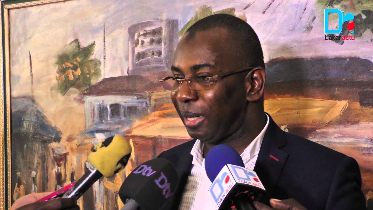 Moustapha Guirassy assomme Macky Sall : « Avec lui, le Mackyavélisme s’est découvert une nouvelle orthographe…Macky Sall est notre Napoléon tropical… Il n’est pas anthropophage mais chronophage »