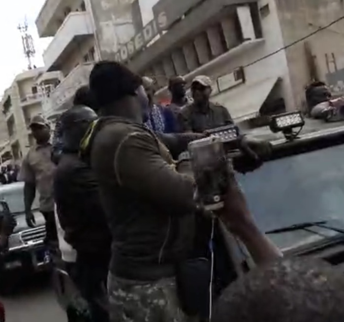Voulant marcher sur Sandaga, Sonko et Barth' battent en retraite