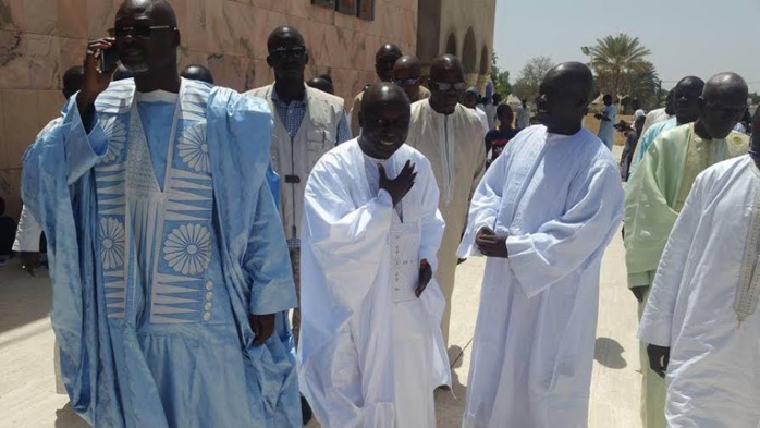 Aussitôt arrivés à Dakar, la "délégation de Versailles" (Pape Diop, Decroix, Oumar Sarr) se rend ce vendredi à Touba avec...Idrissa Seck