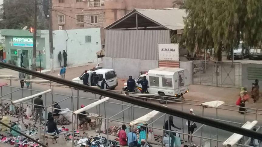 Les forces de l'ordre quadrillent Dakar