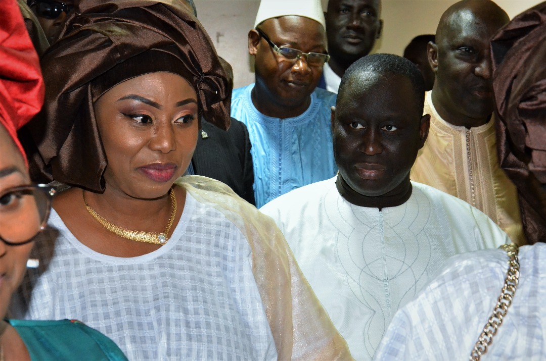 30 Photos : Sokhna Bousso, la « Première dame » de Aliou Sall lance le Mouvement And Ak Aliou Sall pour la Réélection du Président Macky SALL 30 Photos : Sokhna Bousso, la « Première dame » de Aliou Sall lance le Mouvement And Ak Aliou Sall pour la Réélection du Président Macky SALL