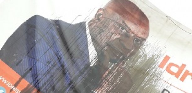 Les affiches d’Idy2019 vandalisées à Diourbel