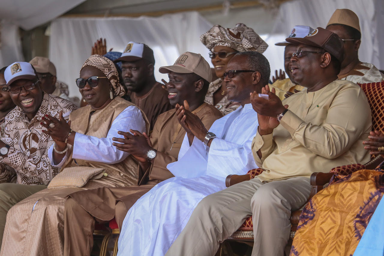 Mbour chante en chœur la victoire de Macky Sall : le refrain triomphal !