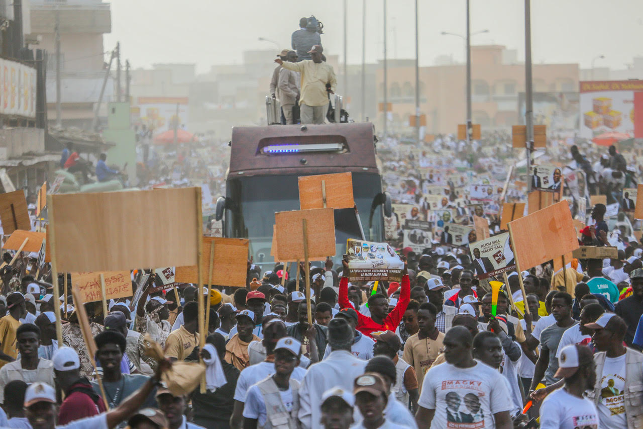 Macky Sall à Guédiawaye : «Vous démontrez qu’il n’y aura pas combat dimanche»