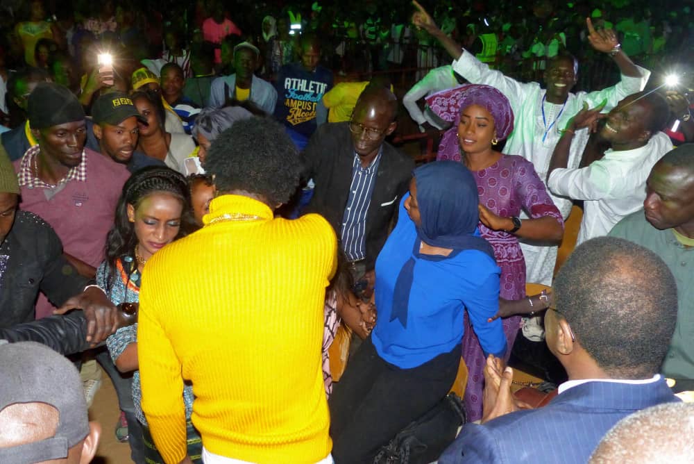 Racine Sy célèbre la victoire du Pr Macky Sall à Podor par un méga-concert de Waly Seck