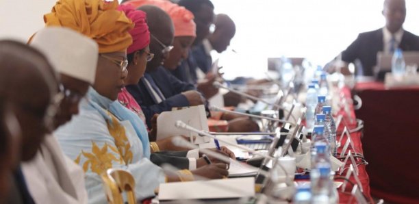 Remaniement : Le cas des 7 ministres indéboulonnables Remaniement : Le cas des 7 ministres indéboulonnables