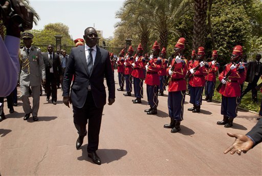De retour à Dakar : Macky Sall se penche sur le nouveau gouvernement