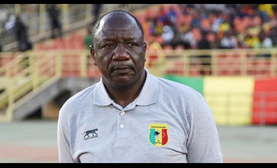 LE COACH MALIEN FUSTIGE LES CONDITIONS DE JEU