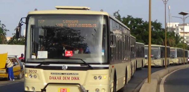 Peur dans un bus Dem Dikk : Un individu s'asperge d'essence et tente de s'immoler