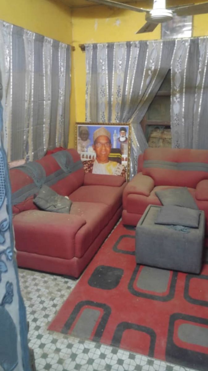Kaolack : Ahmed Khalifa Niass démonte, en pleine nuit, le domicile de Sidy Lamine