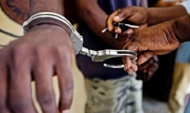 Rosso Sénégal : Six personnes arrêtées pour falsification de documents douaniers