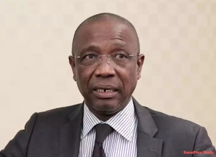 Sortie des quatre candidats de l’opposition sur la révision Constitutionnelle : l’interrogation de El Hadj Hamidou KASSÉ