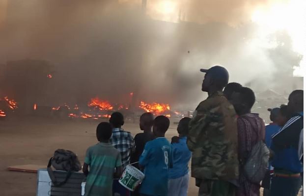  Marché aux poissons de Pikine : Plusieurs millions partis dans un incendie