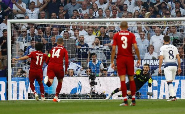Liverpool ouvre le score d'entrée face à Tottenham