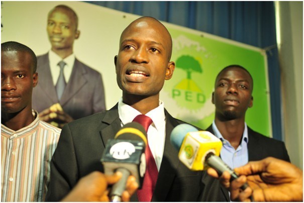 Dialogue politique: maintien ou suppression du parrainage.