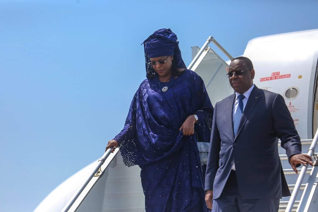 Les images de l'arrivée du PR MACKY Sall à Abidjan