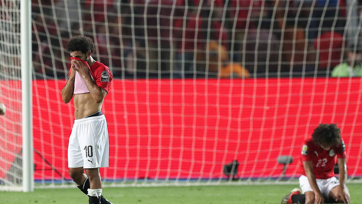 La presse Egyptienne tire sur leur équipe nationale... Le Pr de la fédération de football démissionne avant de limoger le sélectionneur Javier Aguirre La presse Egyptienne tire sur leur équipe nationale... Le Pr de la fédération de football démissionne avant de limoger le sélectionneur Javier Aguirre