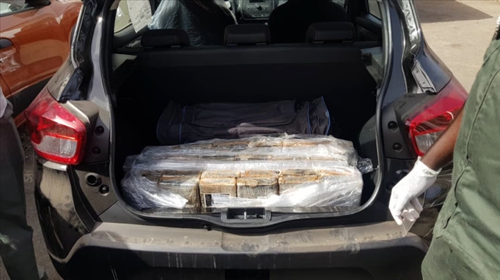 Prolongations internationales de l’affaire de prise record de drogue à Dakar : 4,5 tonnes de cocaïne saisies sur un navire de Grimaldi à Hambourg.