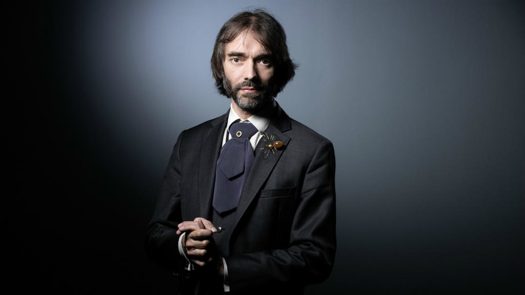 Cédric Villani, le caillou dans la chaussure d'Emmanuel Macron