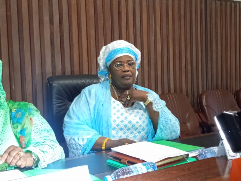 Aminata Mbengue Ndiaye nommée présidente du Hcct, son  poste de ministre des pêches échoit à ...Alioune Ndoye Aminata Mbengue Ndiaye nommée présidente du Hcct, son  poste de ministre des pêches échoit à ...Alioune Ndoye