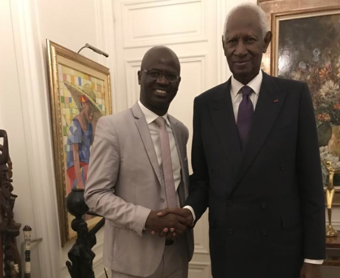 LE PRÉSIDENT ABDOU DIOUF, PARRAIN DE LA PROMOTION 2019/2020 DES DOCTEURS DE L’UNIVERSITÉ DE LIMOGES LE PRÉSIDENT ABDOU DIOUF, PARRAIN DE LA PROMOTION 2019/2020 DES DOCTEURS DE L’UNIVERSITÉ DE LIMOGES
