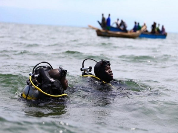THIAROYE / MER - DEUX PIROGUES ET 5 PECHEURS, PORTES DISPARUS DEPUIS SAMEDI