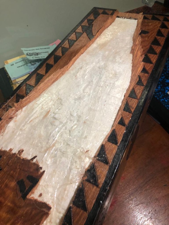 LUTTE CONTRE LE TRAFIC INTERNATIONAL DE DROGUE : La Douane a saisi de la cocaïne à l’AIBD et intercepté près de 600 kg de chanvre indien à l’intérieur du pays en 5 jours. LUTTE CONTRE LE TRAFIC INTERNATIONAL DE DROGUE : La Douane a saisi de la cocaïne à l’AIBD et intercepté près de 600 kg de chanvre indien à l’intérieur du pays en 5 jours.