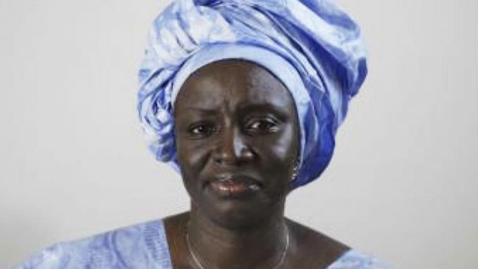 CESE-Des jeunes apéristes de Grand-Yoff crient au népotisme de Mimi… CESE-Des jeunes apéristes de Grand-Yoff crient au népotisme de Mimi…