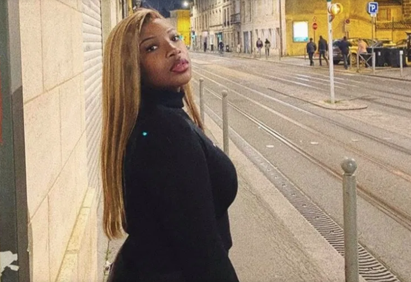 Vénus Ndour, la thiaat de Youssou et Mami Camara, a bien grandi ! Vénus Ndour, la thiaat de Youssou et Mami Camara, a bien grandi !