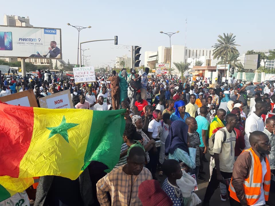 MARCHE "GNO LANK GNO BAGN" - Le pari de la mobilisation réussi avec une forte présence de personnes du troisième âge