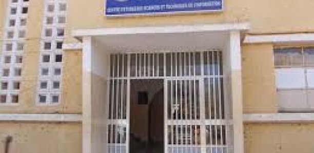 Cesti : 33 nouveaux journalistes sur le marché de l'emploi Cesti : 33 nouveaux journalistes sur le marché de l'emploi