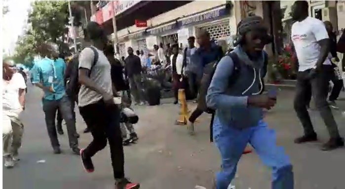Marche « Nio Lank » : les journalistes pris pour cible par la Police Marche « Nio Lank » : les journalistes pris pour cible par la Police
