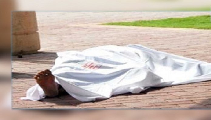 Noël macabre à Saly : Une femme tuée et jetée dans la forêt, un jakartaman mortellement heurté par un taxi. Noël macabre à Saly : Une femme tuée et jetée dans la forêt, un jakartaman mortellement heurté par un taxi.